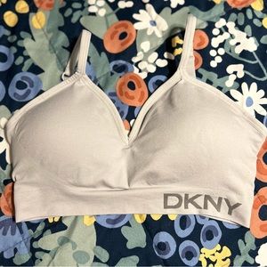 DKNY Women’s Gray Seamless Bra NWOT